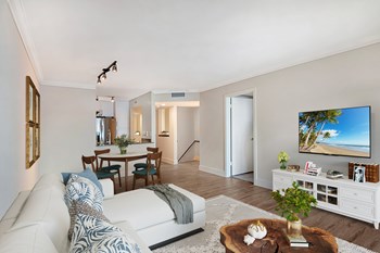 STA Living Room - Photo Gallery 4